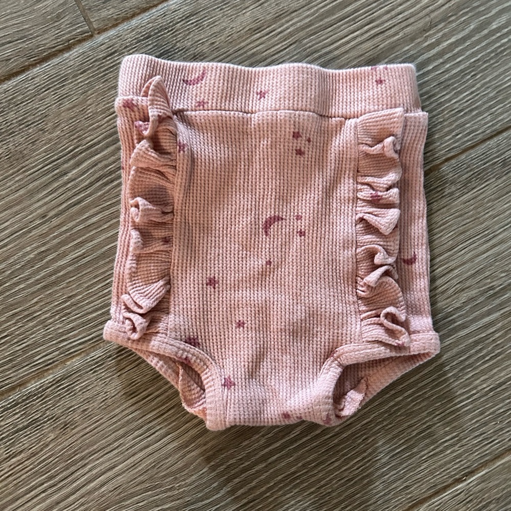 kate quinn Pink Ribbed Ruffle Bloomer